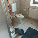 Lindenallee Neu Poserin